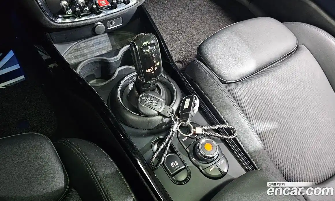 Mini Clubman 2021 1.5 гидро в Москве № 861637, фото 9
