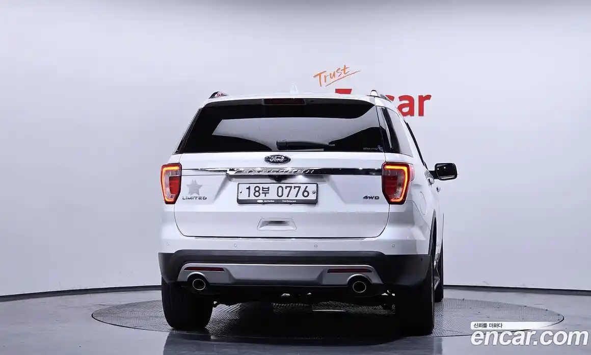 Ford Explorer 2016 3.5 гидро в Москве № 863318, фото 4