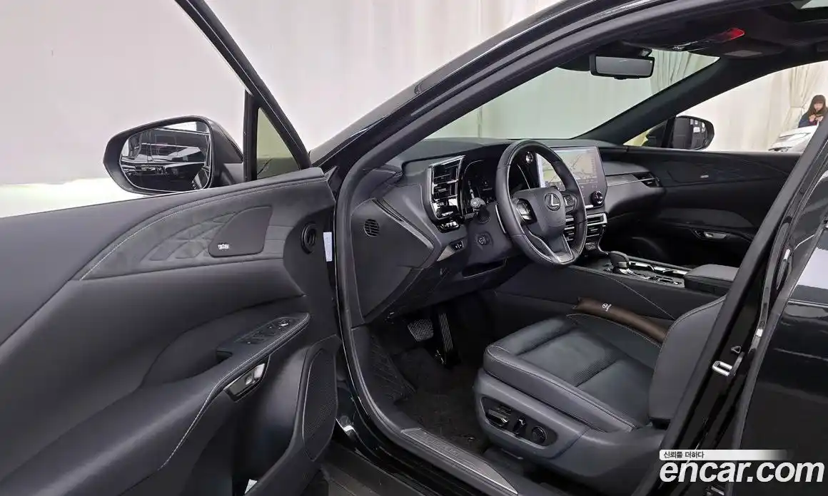 Lexus RX 2025 2.5 гидро в Москве № 895758, фото 10