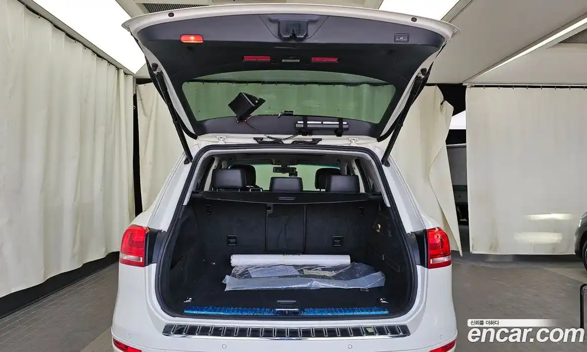 Volkswagen Touareg 2012 3.0 гидро в Москве № 896205, фото 20
