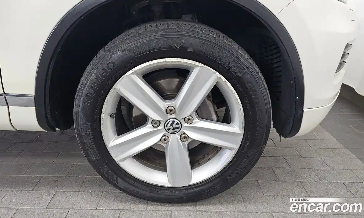 Volkswagen Touareg 2012 3.0 гидро в Москве № 896205, фото 5
