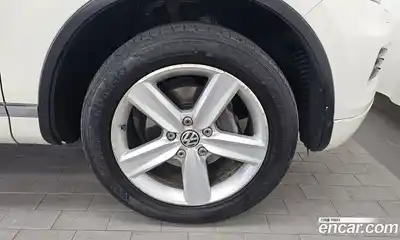 Volkswagen Touareg 2012 3.0 гидро в Москве № 896205, миниатюра 5