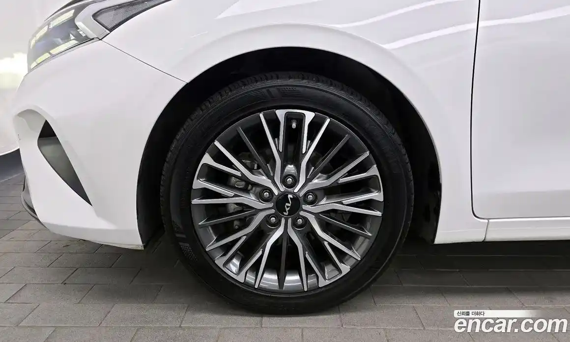 Kia K3 2022 1.6 Автомат в Москве № 929048, фото 5