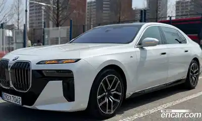 BMW 7-Series 2024 3.0 гидро в Москве № 968192, миниатюра 4