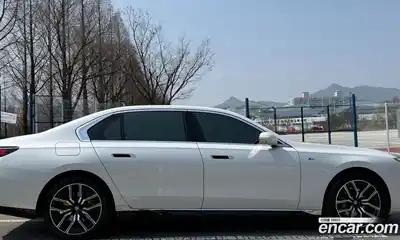 BMW 7-Series 2024 3.0 гидро в Москве № 968192, миниатюра 9
