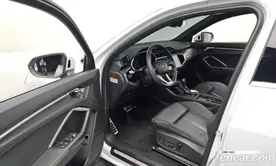 Audi Q3 2023 2.0 Автомат в Москве № 970329, миниатюра 11