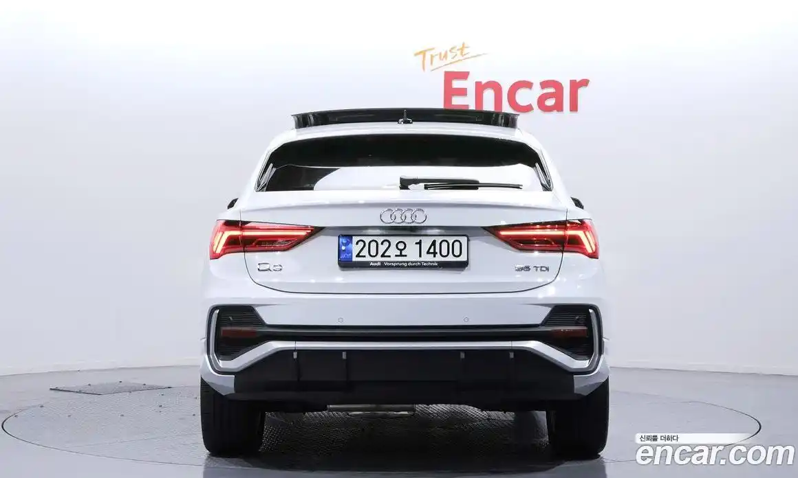 Audi Q3 2023 2.0 Автомат в Москве № 970329, фото 4