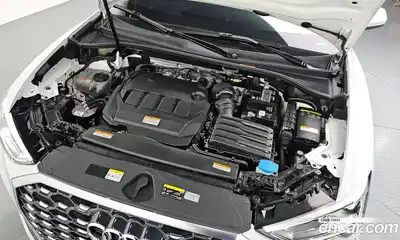 Audi Q3 2023 2.0 Автомат в Москве № 970329, миниатюра 6