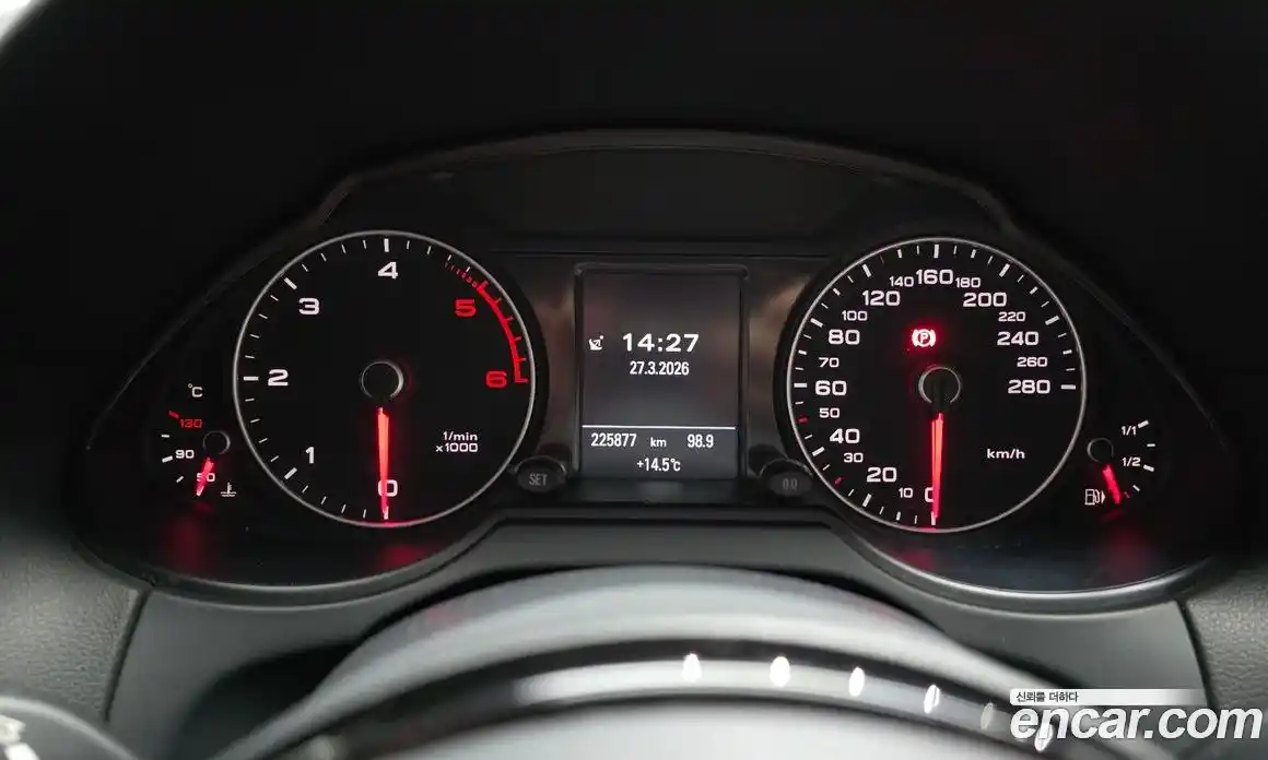 Audi Q5 2015 3.0 Автомат в Москве № 971100, фото 8