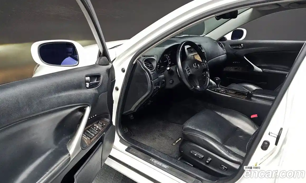 Lexus IS 2008 2.5 гидро в Москве № 975932, фото 11