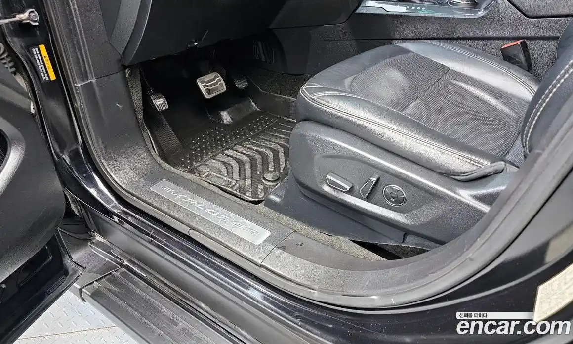 Ford Explorer 2016 3.5 гидро в Москве № 976325, фото 14