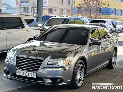 Chrysler 300C, 2012