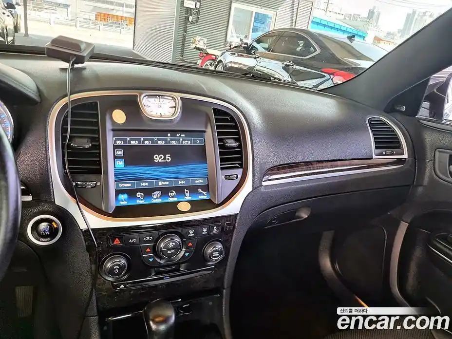 Chrysler 300C 2012 3.0 гидро в Москве № 976653, фото 14