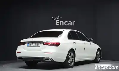 Mercedes-Benz E-Class 2023 2.0 гидро, миниатюра 2