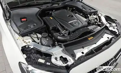 Mercedes-Benz E-Class 2023 2.0 гидро, миниатюра 6