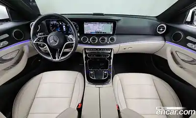 Mercedes-Benz E-Class 2023 2.0 гидро, миниатюра 7