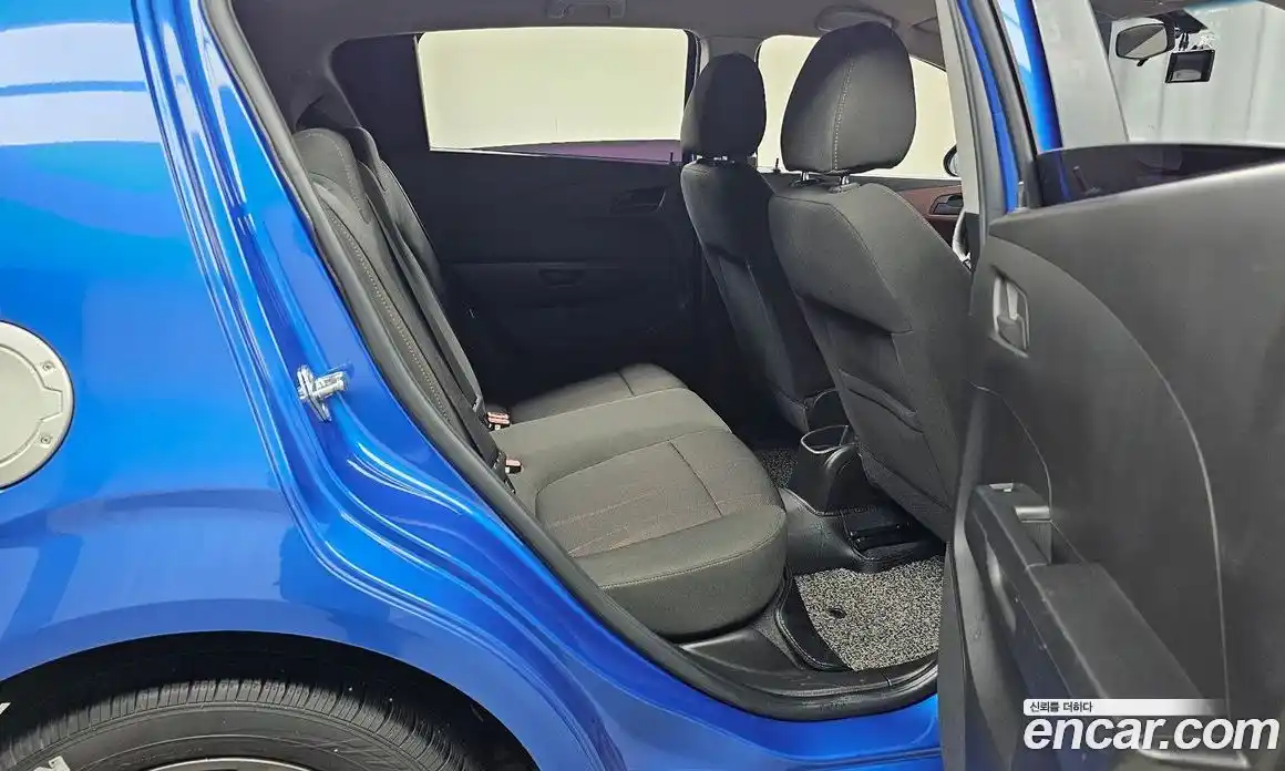 Chevrolet Aveo 2015 1.4 Механическая в Москве № 1012105, фото 12