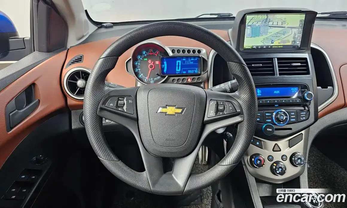Chevrolet Aveo 2015 1.4 Механическая в Москве № 1012105, фото 13