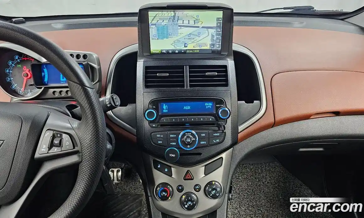 Chevrolet Aveo 2015 1.4 Механическая в Москве № 1012105, фото 16