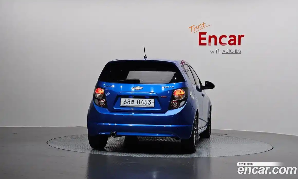 Chevrolet Aveo 2015 1.4 Механическая в Москве № 1012105, фото 4