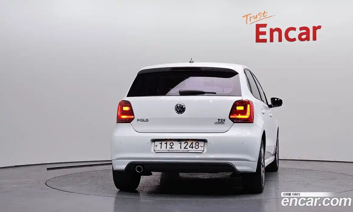 Volkswagen Polo 2015 1.4 гидро в Москве № 1014632, фото 4