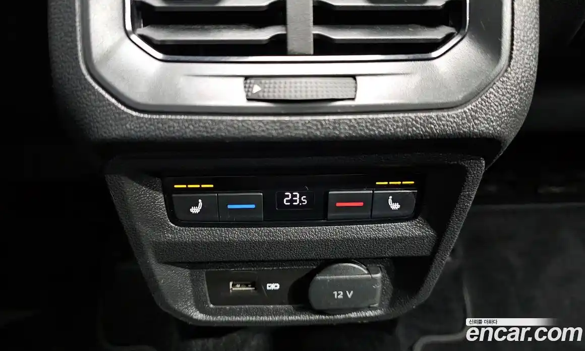 Volkswagen Tiguan 2018 2.0 гидро в Москве № 1014662, фото 19