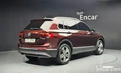 Volkswagen Tiguan 2018 2.0 гидро в Москве № 1014662, миниатюра 2