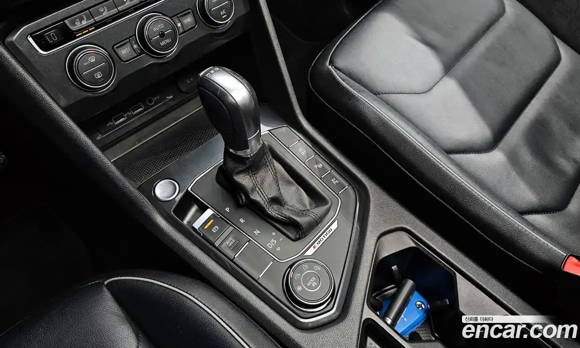 Volkswagen Tiguan 2018 2.0 гидро в Москве № 1014662, фото 9