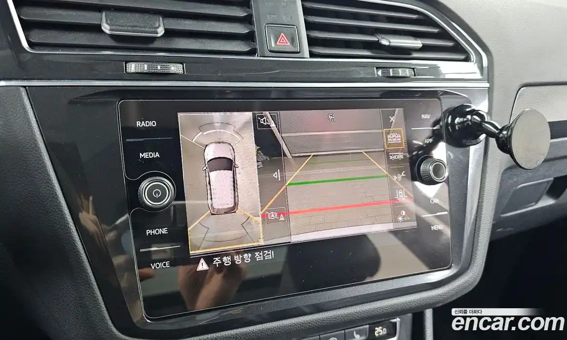 Volkswagen Tiguan 2018 2.0 гидро в Москве № 1014713, фото 16