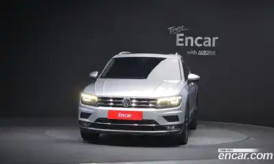 Volkswagen Tiguan 2018 2.0 гидро в Москве № 1014713, миниатюра 3