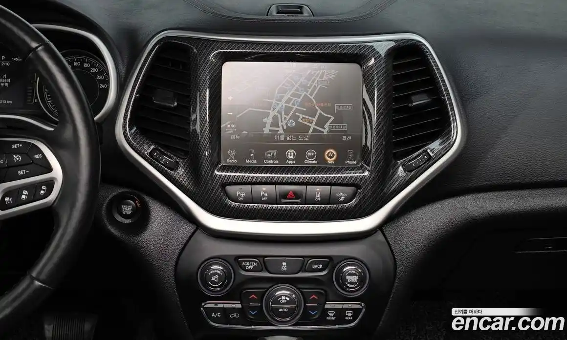 Jeep Cherokee 2017 2.4 гидро в Москве № 1015092, фото 14