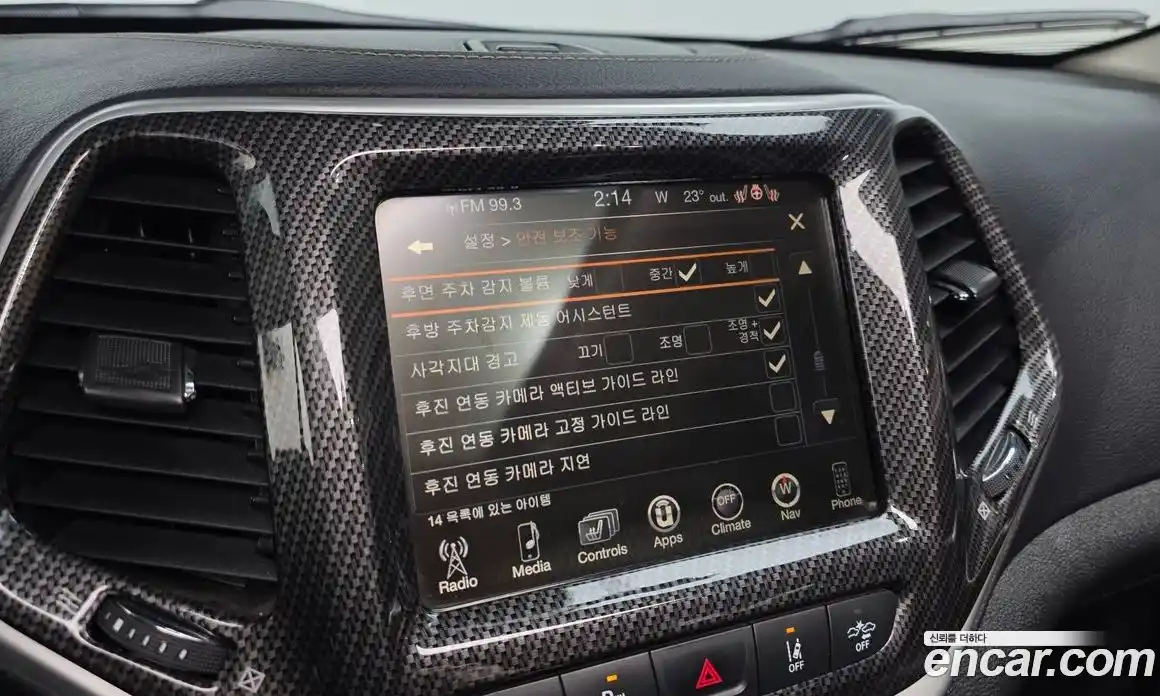 Jeep Cherokee 2017 2.4 гидро в Москве № 1015092, фото 17