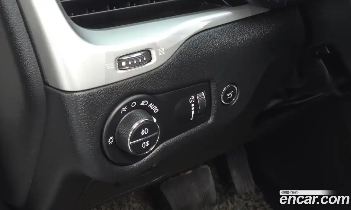 Jeep Cherokee 2017 2.4 гидро в Москве № 1015092, фото 19