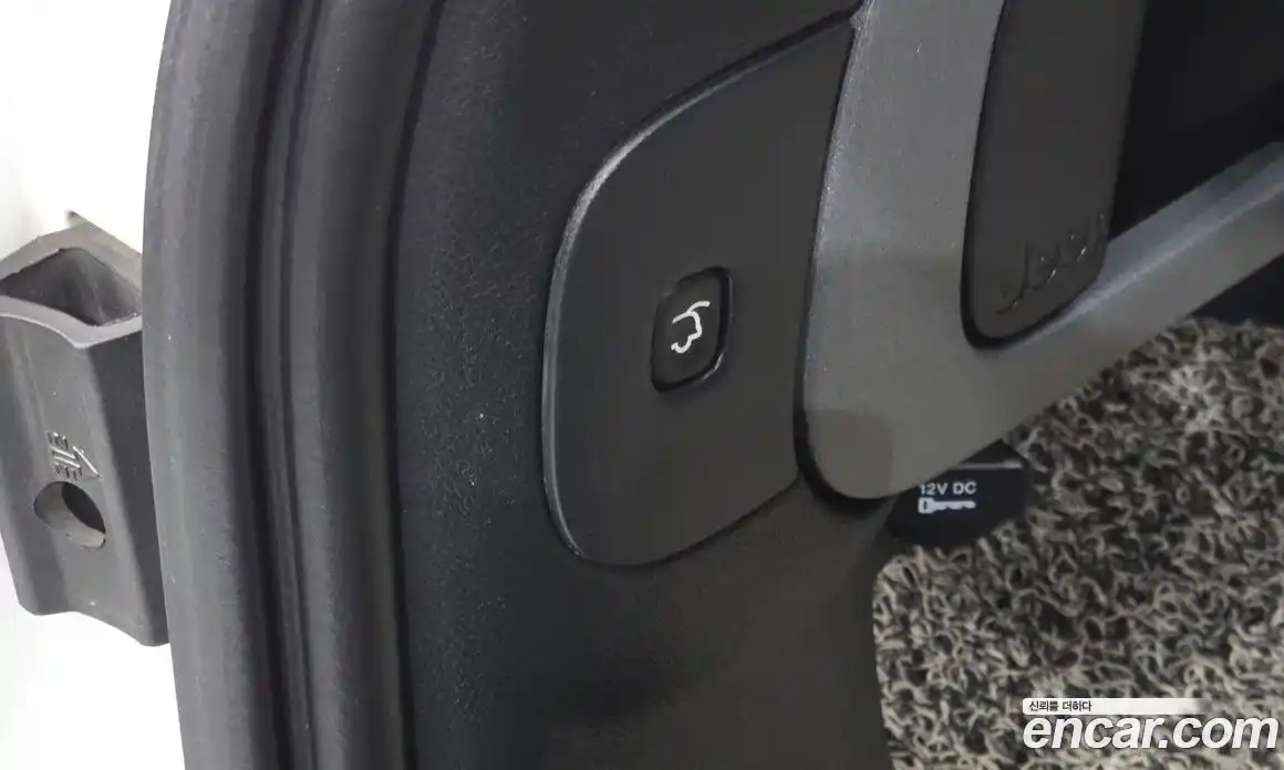 Jeep Cherokee 2017 2.4 гидро в Москве № 1015092, фото 20