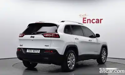 Jeep Cherokee 2017 2.4 гидро в Москве № 1015092, миниатюра 2