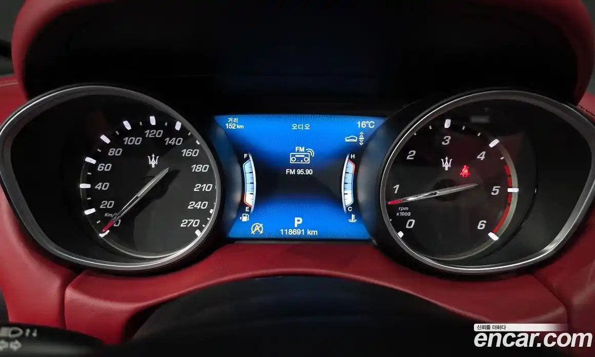 Maserati Levante 2017 3.0 гидро в Москве № 1015714, фото 8