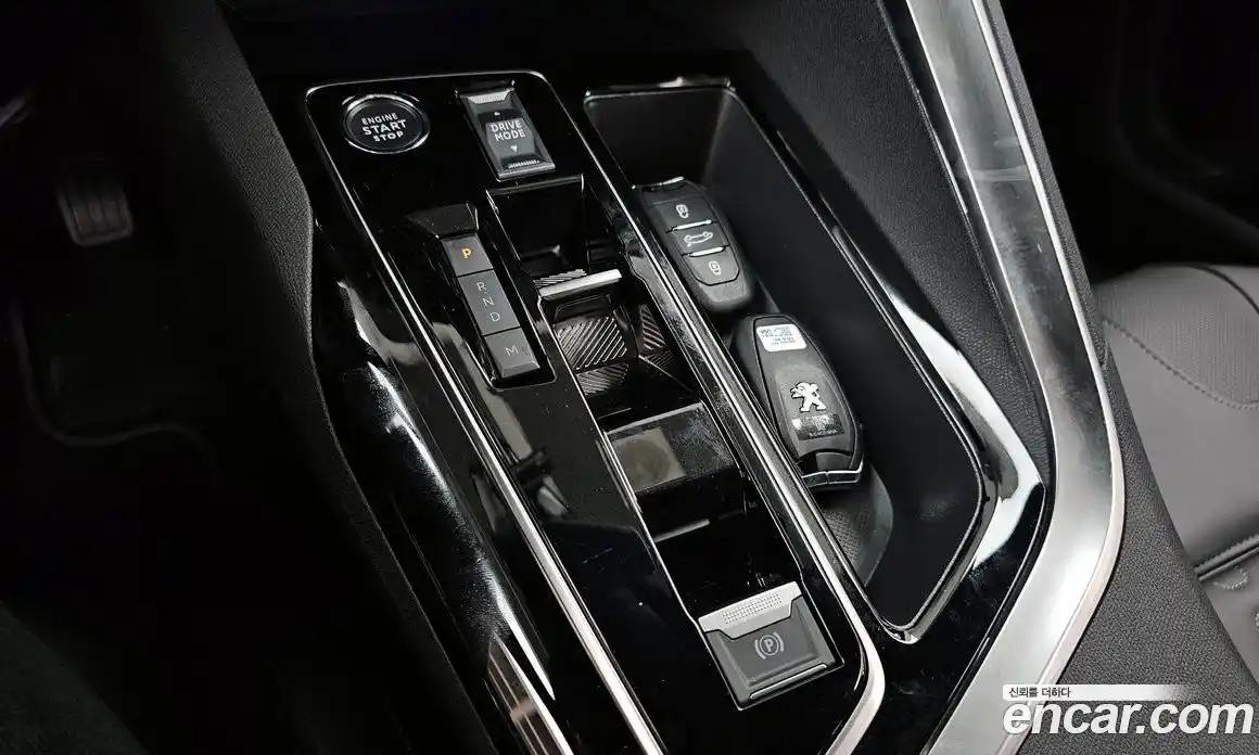 Peugeot 5008 2024 1.2 гидро в Москве № 1015777, фото 9