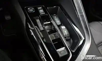 Peugeot 5008 2024 1.2 гидро в Москве № 1015777, миниатюра 9