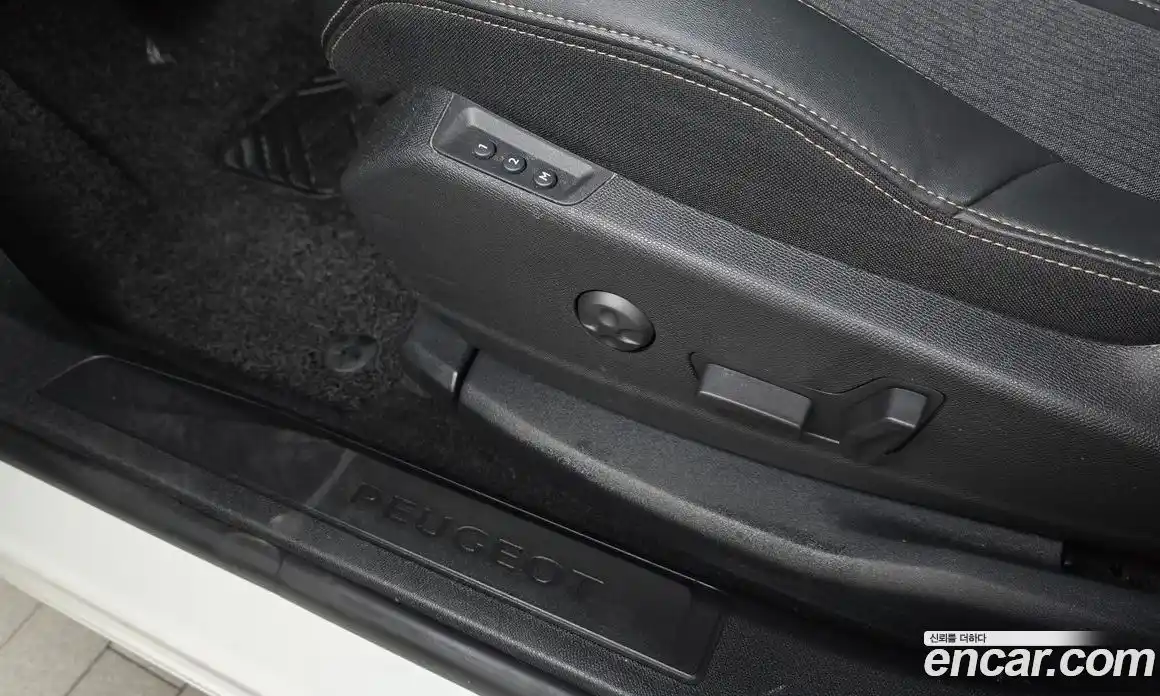 Peugeot 5008 2021 1.5 гидро в Москве № 1015860, фото 18