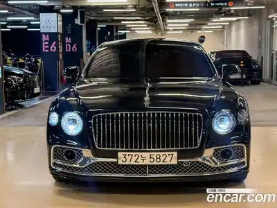 Bentley Flying Spur, 2021