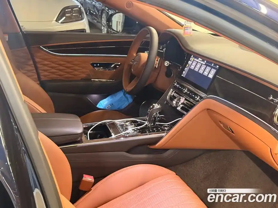 Bentley Flying Spur 2021 4.0 гидро в Москве № 1016080, фото 13