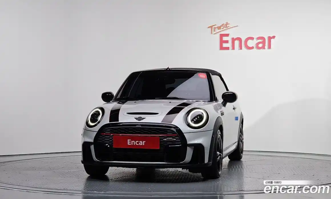 Mini Cooper Convertible 2023 2.0 гидро в Москве № 135047, фото 3