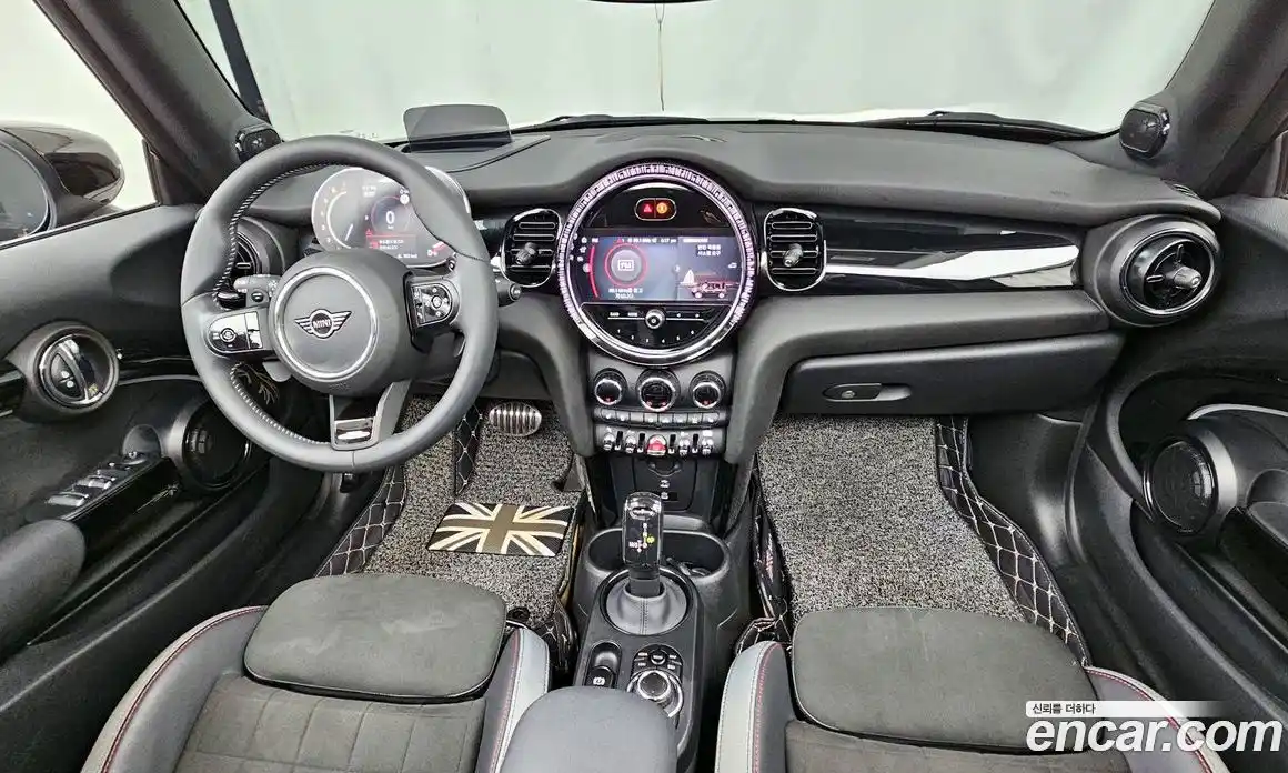 Mini Cooper Convertible 2023 2.0 гидро в Москве № 135047, фото 7