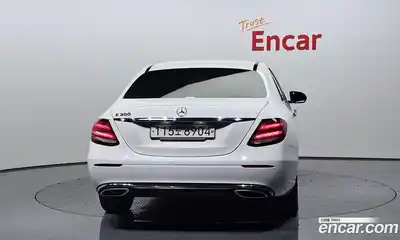 Mercedes-Benz E-Class 2018 2.0 гидро в Москве № 142346, миниатюра 4