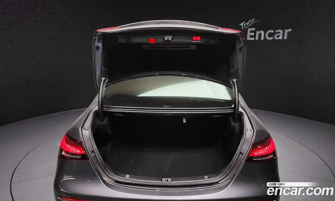 Mercedes-Benz E-Class 2022 2.0 гидро в Москве, фото 20