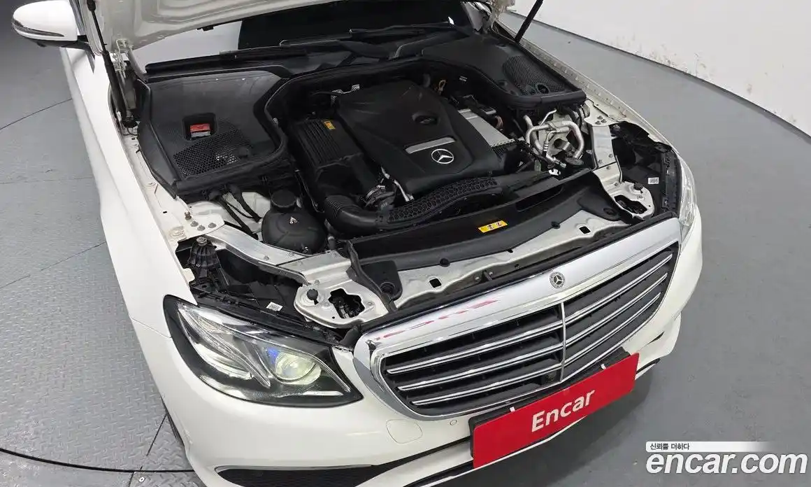 Mercedes-Benz E-Class 2018 2.0 гидро в Москве, фото 6