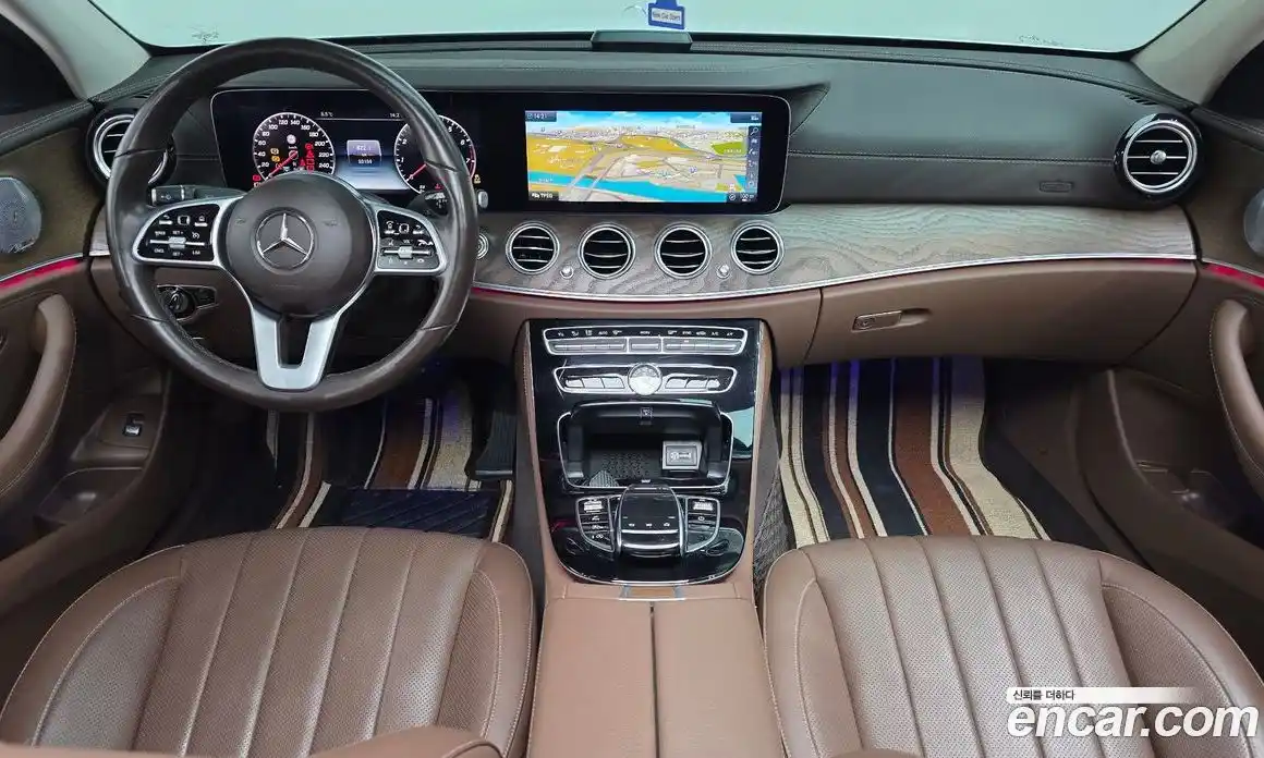 Mercedes-Benz E-Class 2018 2.0 гидро в Москве, фото 7