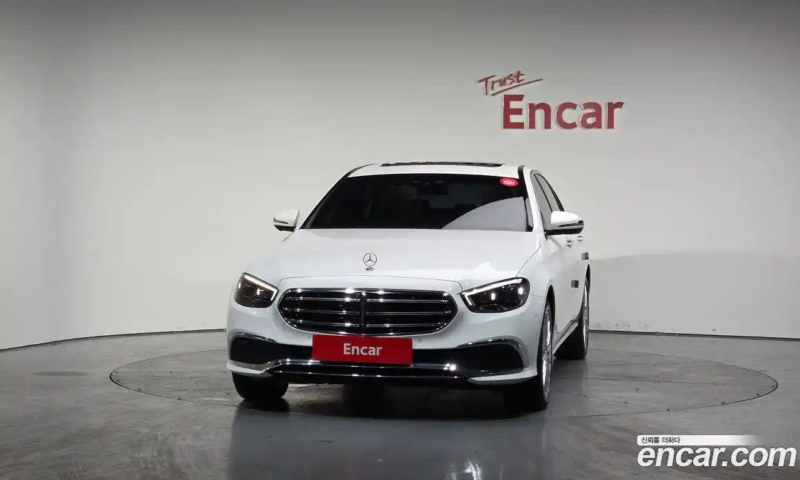 Mercedes-Benz E-Class 2022 1.9 гидро в Москве, фото 3