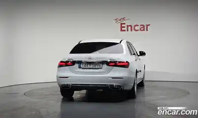 Mercedes-Benz E-Class 2022 1.9 гидро в Москве, миниатюра 4