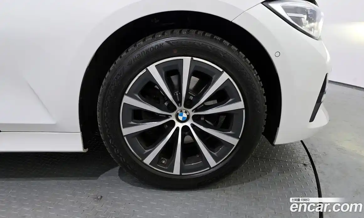 BMW 3-Series 2022 2.0 гидро в Москве, фото 5